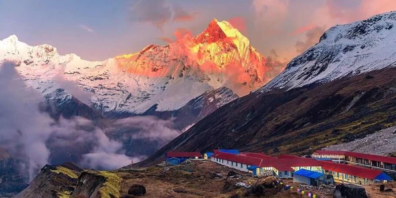 Winter Wonderland: The Magic of Trekking ABC and Poon Hill in the Snow