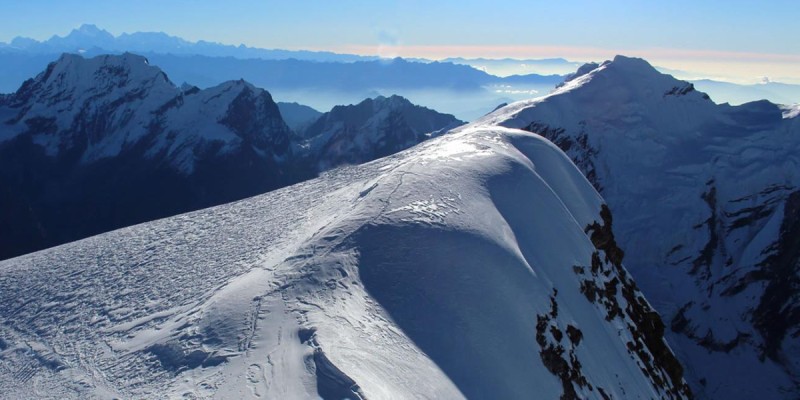 Best Trekking Gear Shops Near Kathmandu for Mera Peak Climbing